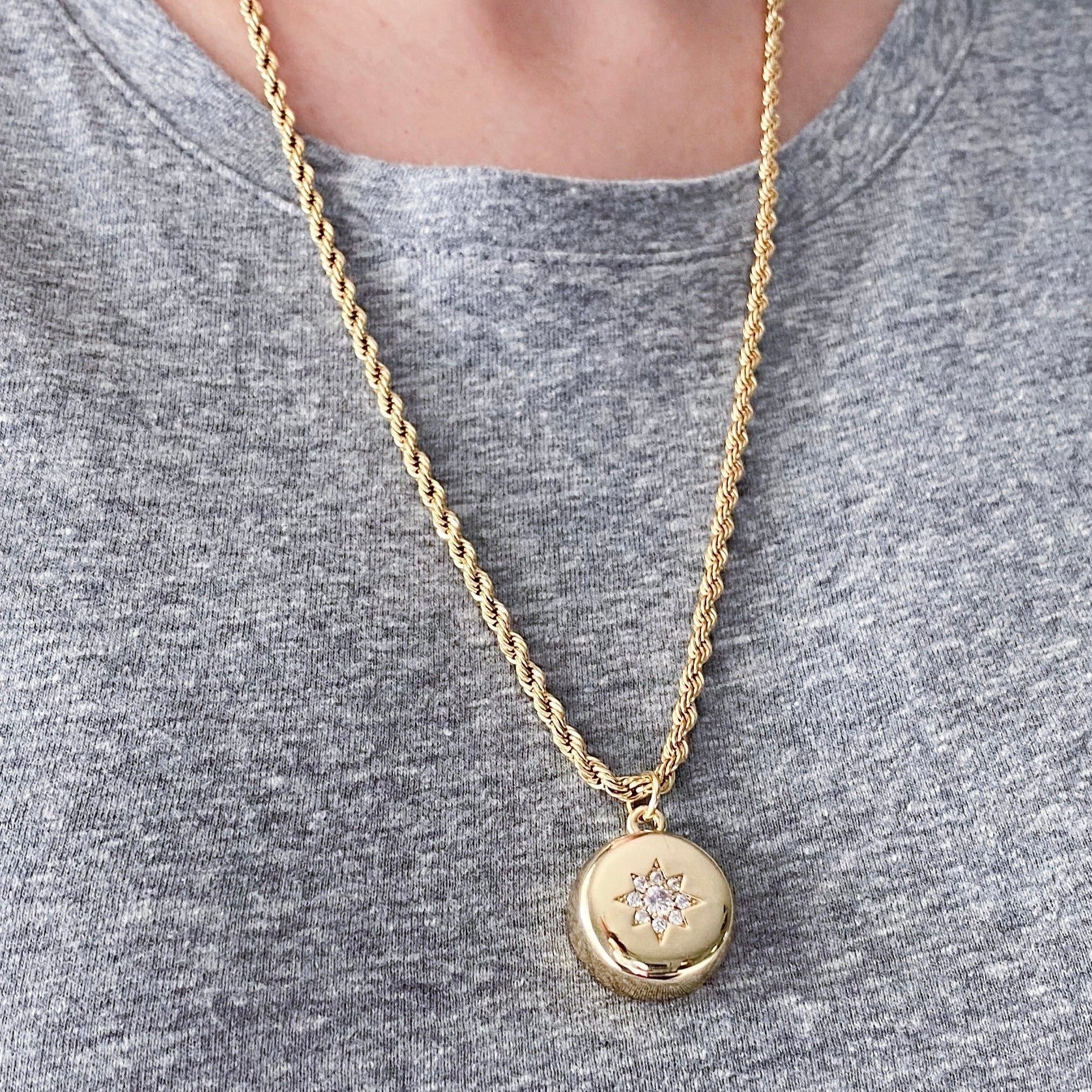 Embedded Star Necklace - Sterling Silver