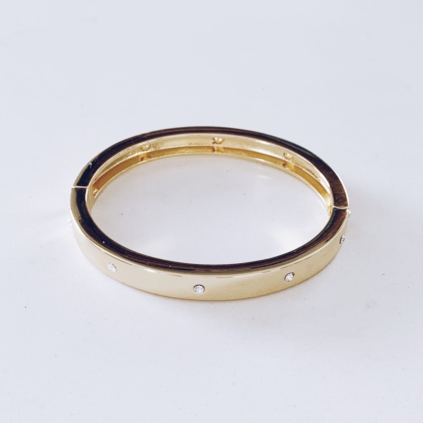 Smart Jewelry Personal Safety Panic Device for Emergency - invisaWear