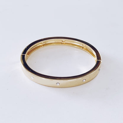 Smart Jewelry Personal Safety Panic Device for Emergency - invisaWear